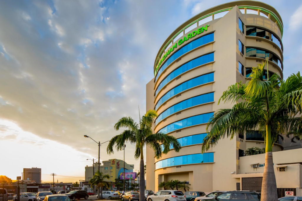 Wyndham Garden Guayaquil: Una experiencia hotelera de excelencia, en el corazón empresarial de Guayaquil